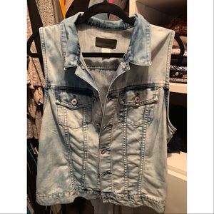 Acid wash jean vest!